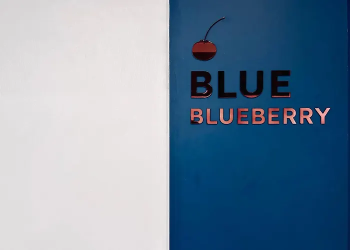 Apartment Brown Brick Thonglor - Blue Blueberry *